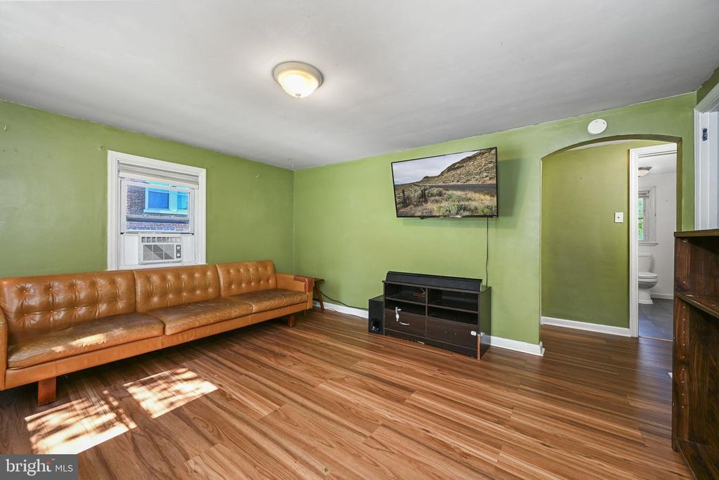 321 N PLEASANTVIEW RD, POTTSTOWN, PA 19464 — photo 4