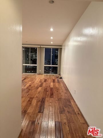 800 W 1st Street 3105, Los Angeles, CA 90012