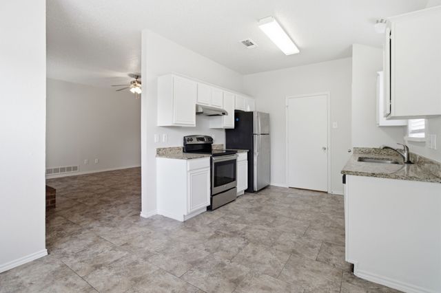 6412 Royal Cedar Drive, Dallas, TX 75236