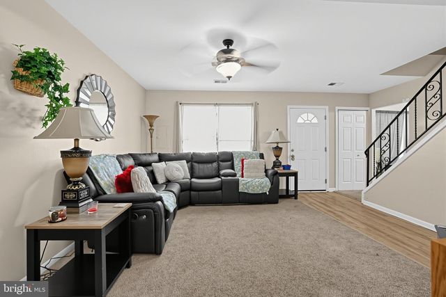 111 CYPRESS DR, Quakertown, PA 18951