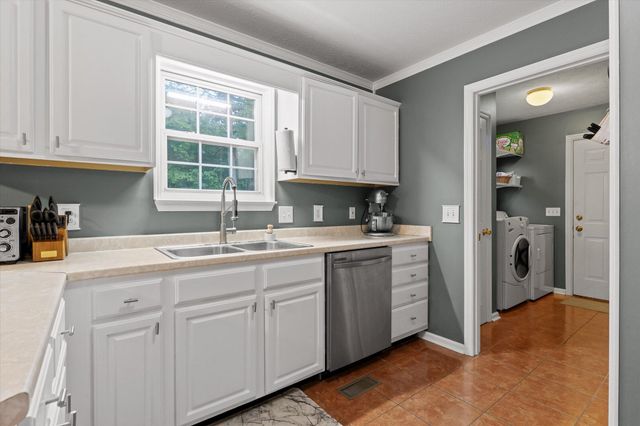 271 Chestnut Ridge Road, Ringgold, GA 30736