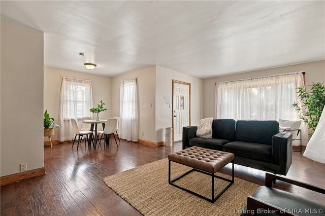 508 Linnwood Avenue, Sellersburg, IN 47172