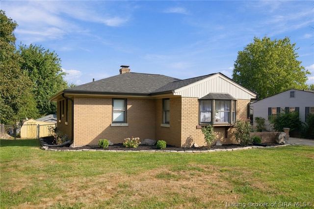 508 Linnwood Avenue, Sellersburg, IN 47172