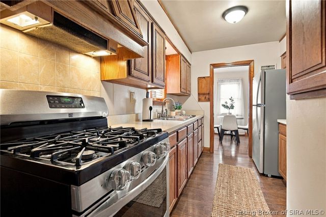 508 Linnwood Avenue, Sellersburg, IN 47172