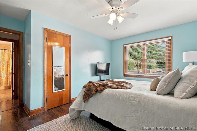 508 Linnwood Avenue, Sellersburg, IN 47172