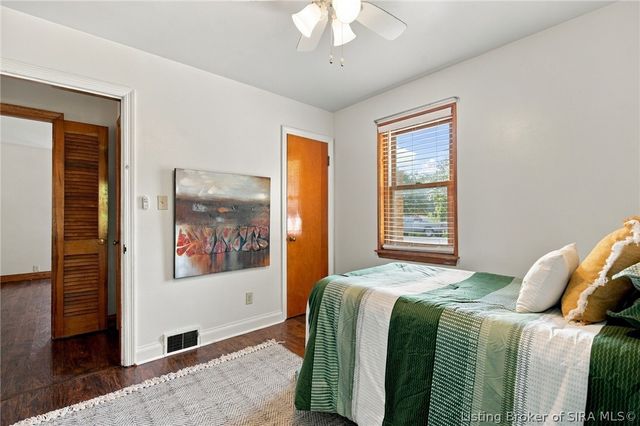 508 Linnwood Avenue, Sellersburg, IN 47172