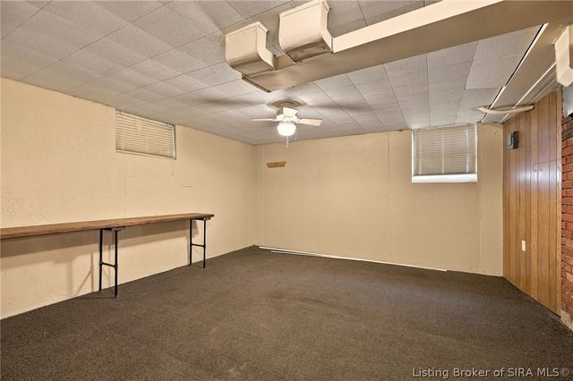 508 Linnwood Avenue, Sellersburg, IN 47172