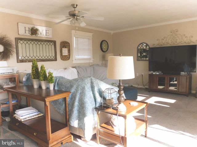 464 WOLFS BRIDGE RD, Carlisle, PA 17013