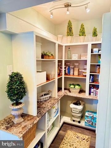 464 WOLFS BRIDGE RD, Carlisle, PA 17013