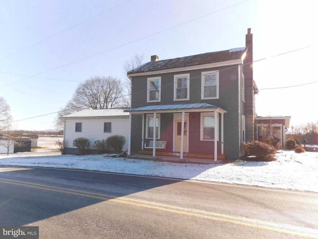 464 WOLFS BRIDGE RD, Carlisle, PA 17013