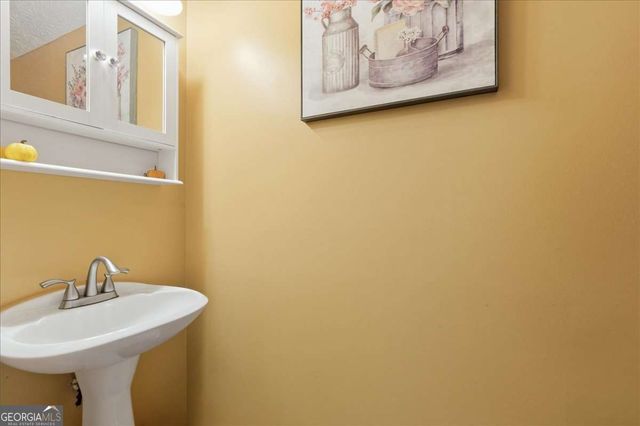 3240 Saint James Place, Lawrenceville, GA 30044
