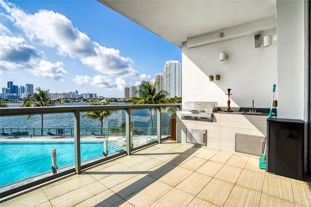 3300 NE 188th St 216, Aventura, FL 33180