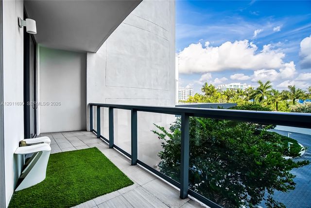 3300 NE 188th St 216, Aventura, FL 33180