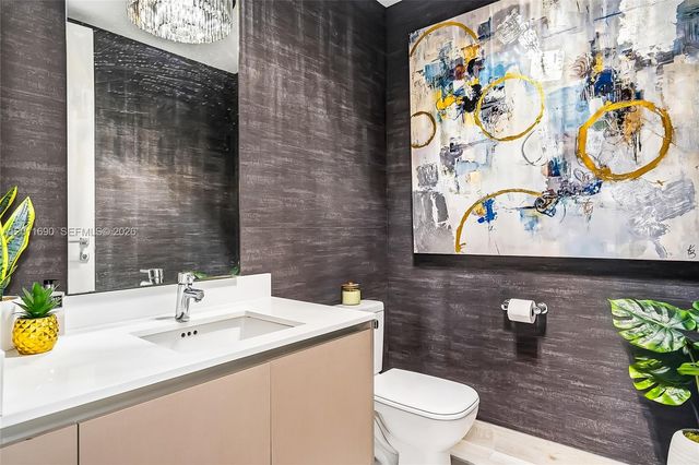 3300 NE 188th St 216, Aventura, FL 33180