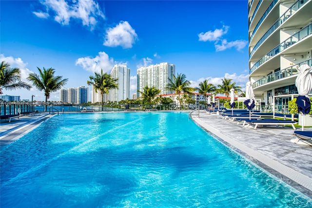 3300 NE 188th St 216, Aventura, FL 33180