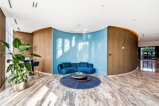 3300 NE 188th St 216, Aventura, FL 33180