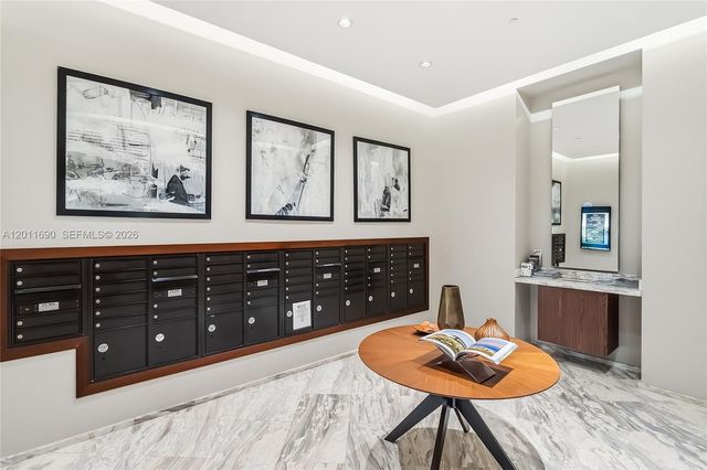 3300 NE 188th St 216, Aventura, FL 33180