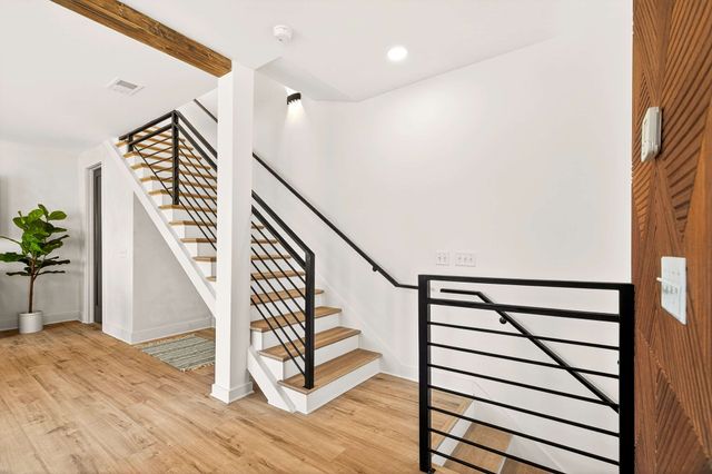 314 E Trinity Ln Apt 1, Nashville, TN 37207