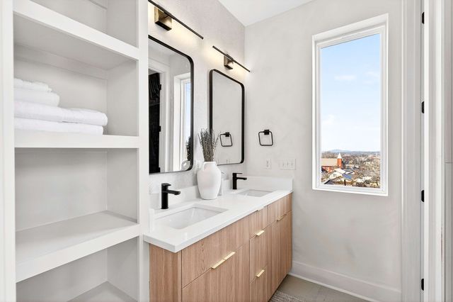 314 E Trinity Ln Apt 1, Nashville, TN 37207