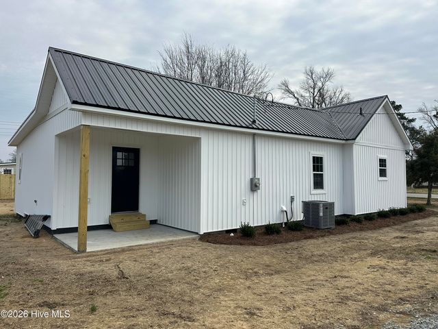 843 Hood Swamp Road, Goldsboro, NC 27534