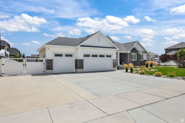 8339 S ALLISON BEND DR, West Jordan, UT 84081