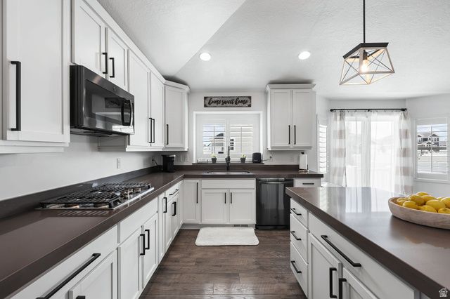 8339 S ALLISON BEND DR, West Jordan, UT 84081