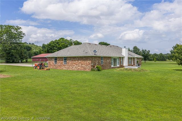 500 E Hamon Avenue, Pocola, OK 74902