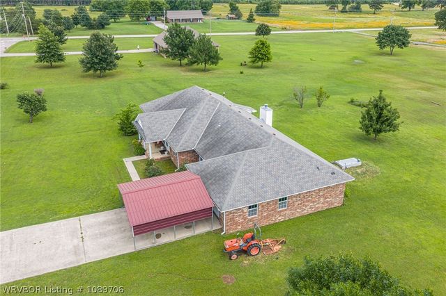 500 E Hamon Avenue, Pocola, OK 74902