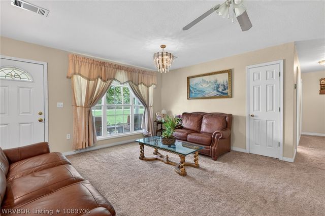 500 E Hamon Avenue, Pocola, OK 74902