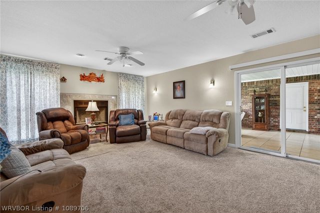 500 E Hamon Avenue, Pocola, OK 74902