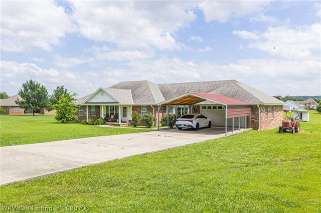 500 E Hamon Avenue, Pocola, OK 74902
