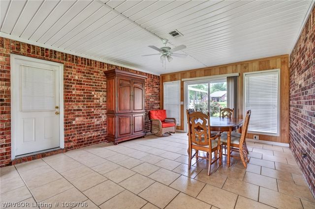 500 E Hamon Avenue, Pocola, OK 74902