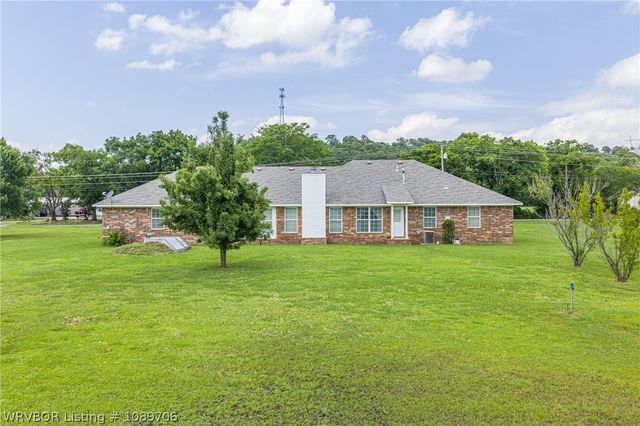 500 E Hamon Avenue, Pocola, OK 74902