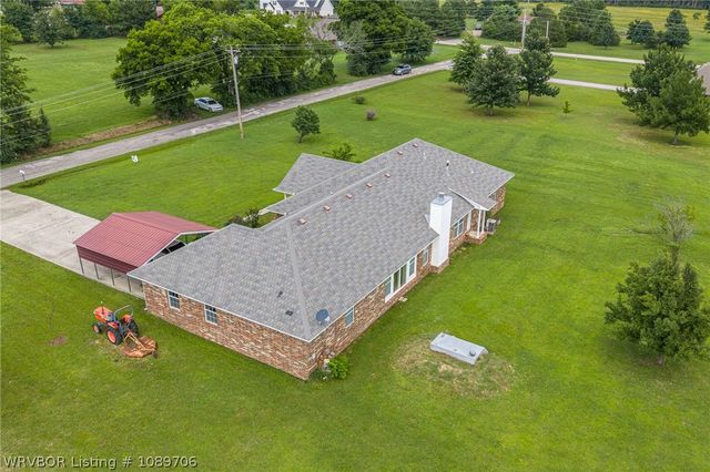 500 E Hamon Avenue, Pocola, OK 74902