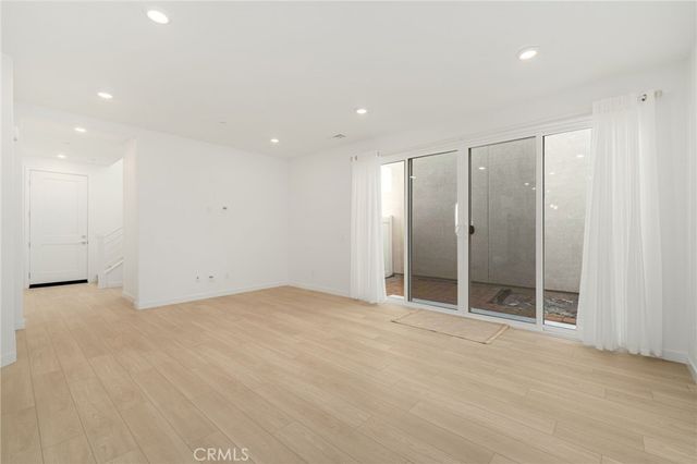 429 Willow Run Lane, Carson, CA 90745