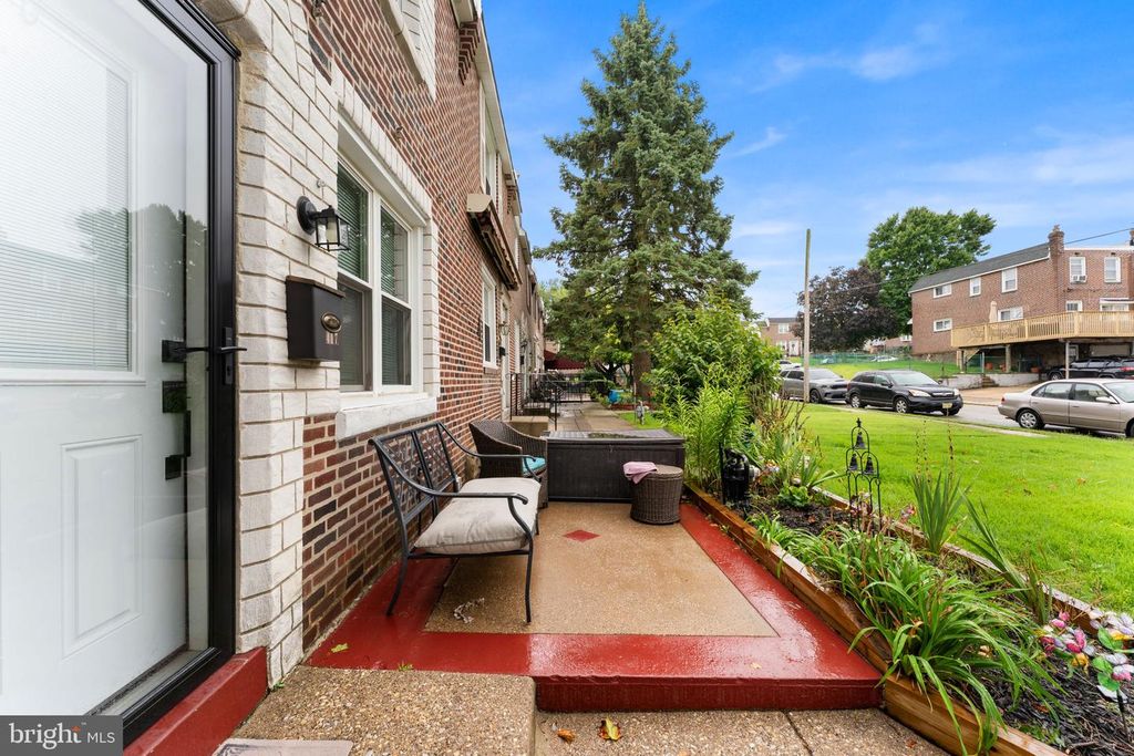 417 SEVEN OAKS DR, CLIFTON HEIGHTS, PA 19018 — photo 2