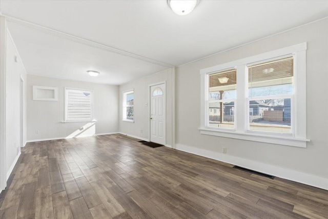 1528 AVENUE B, Council Bluffs, IA 51501