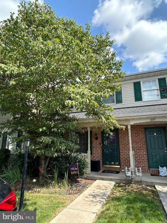 635 ROBIN HILL CIR, York, PA 17404