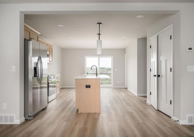 637 Tabby Turn Drive, Middleton, WI 53562