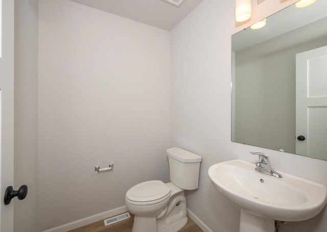637 Tabby Turn Drive, Middleton, WI 53562
