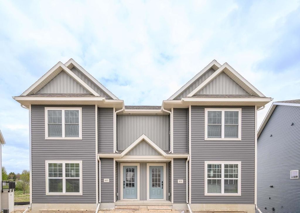 637 Tabby Turn Drive, Middleton, WI 53562