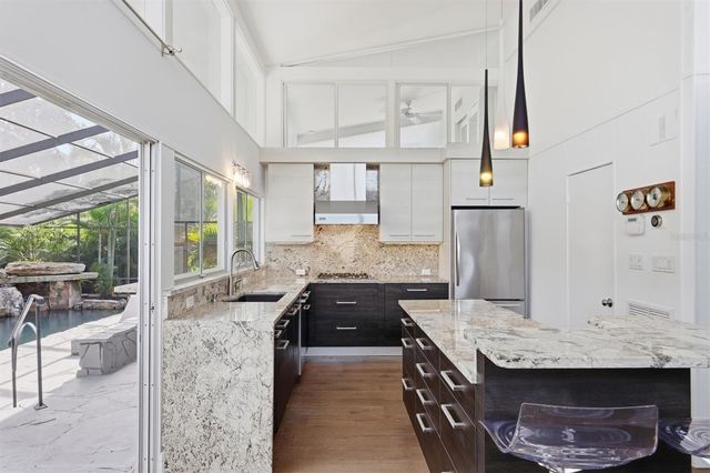 425 PARTRIDGE CIRCLE, Sarasota, FL 34236