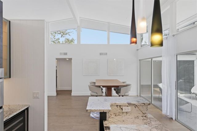 425 PARTRIDGE CIRCLE, Sarasota, FL 34236