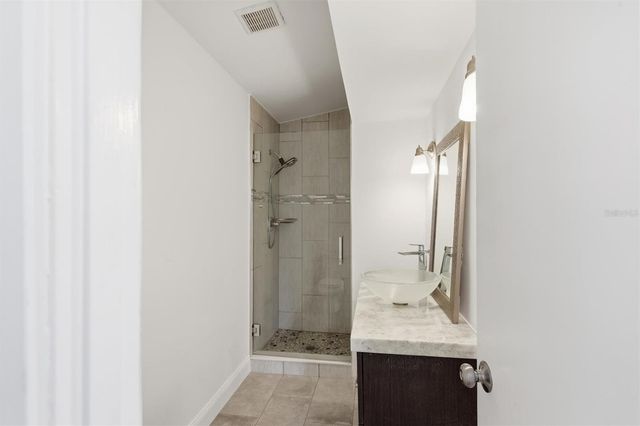 425 PARTRIDGE CIRCLE, Sarasota, FL 34236