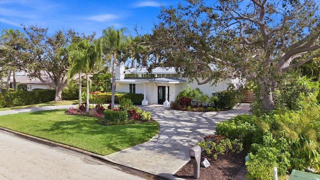 425 PARTRIDGE CIRCLE, Sarasota, FL 34236