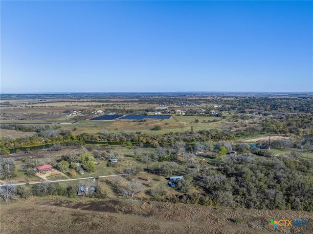 663 SH 230 Loop, Smithville, TX 78957