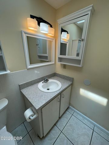 3717 Cardinal Blvd Apt 4, Daytona Beach Shores, FL 32118