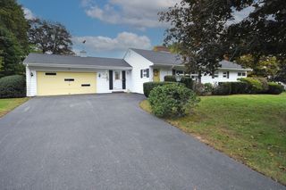 38 Leland St, East Bridgewater, MA 02333
