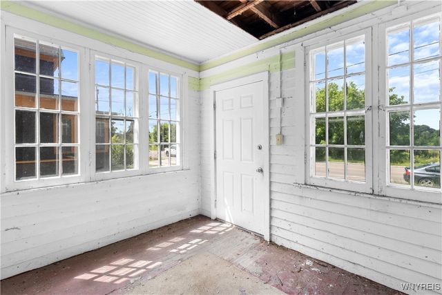 2819 Whirlpool Street, Niagara Falls, NY 14305