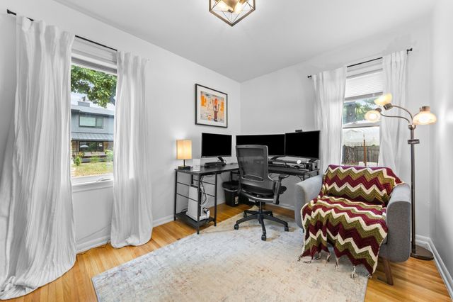 5701 Vincent Avenue S, Minneapolis, MN 55410